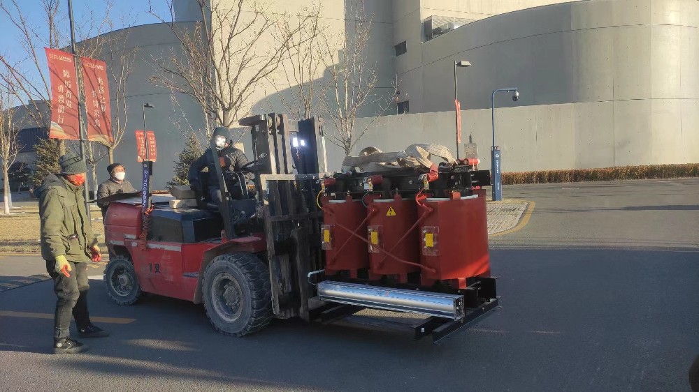 北京昌平海淀朝陽順義豐臺工廠大型設(shè)備吊裝搬遷